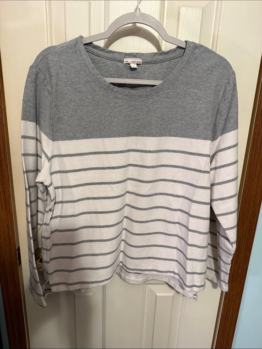 GAP Light Gray and White Striped Knit Pullover